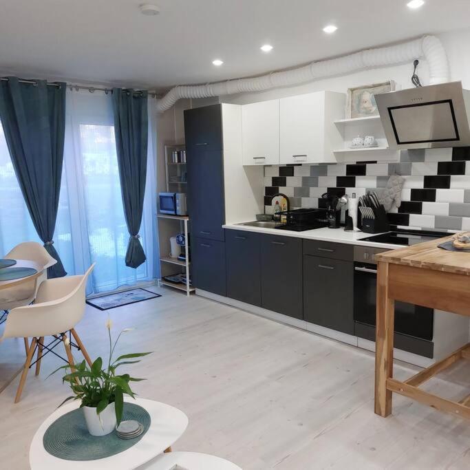 Apartment Mona